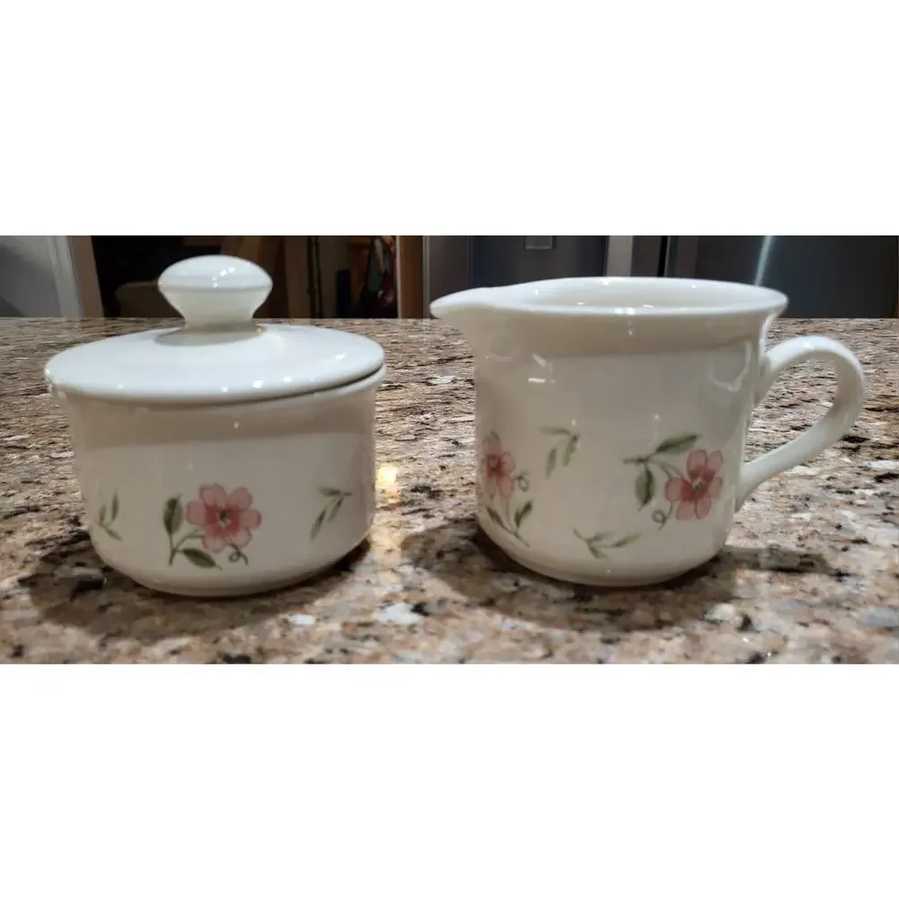 Biltons sugar creamer